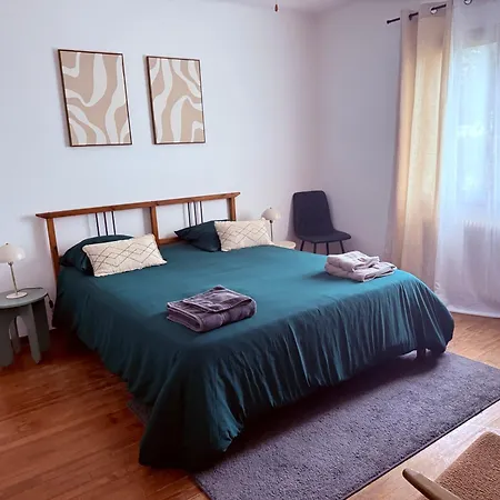 Holiday home Maison Familiale A , 2 , Jardin , Piscine Et Parking Cugnaux