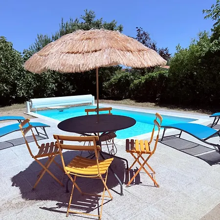 Holiday home Maison Familiale A , 2 , Jardin , Piscine Et Parking Cugnaux